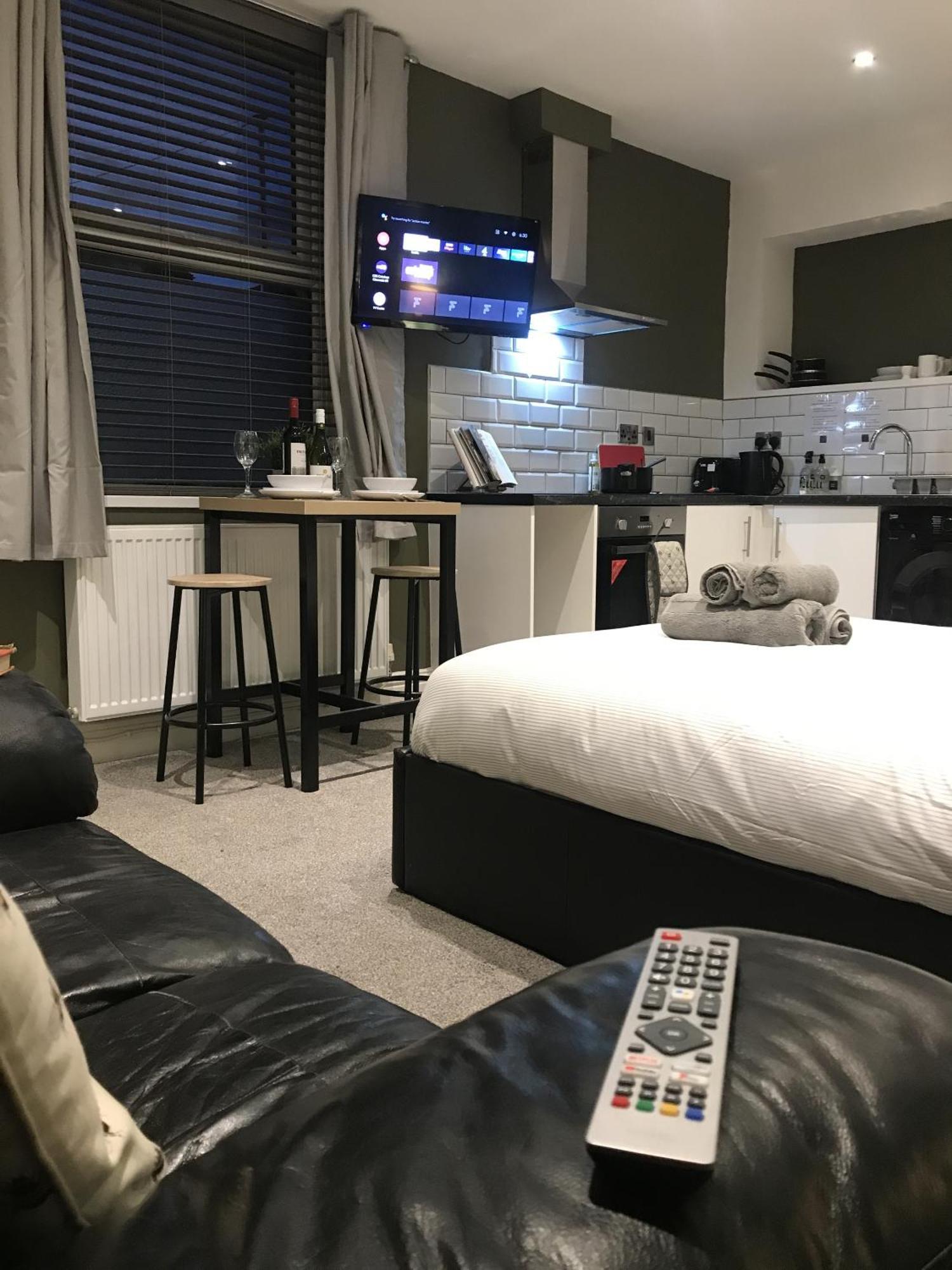 Contemporary 1 Bed Studio For Comfy Stay In Wigan Exterior foto